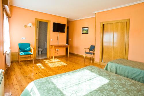 Imagen de la habitación del Hostal Domingo. Foto 10