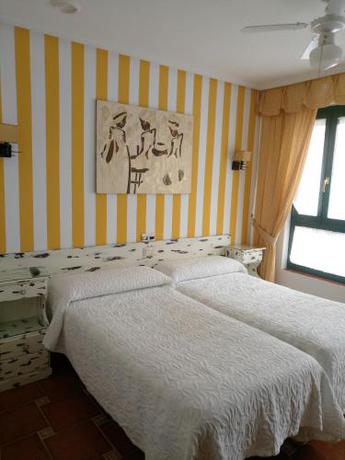 Imagen de la habitación del Hostal Don Diego, Ávila. Foto 8