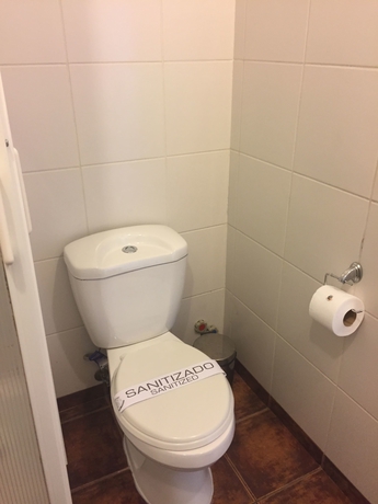 Imagen de la habitación del Hostal Don Guillermo. Foto 5