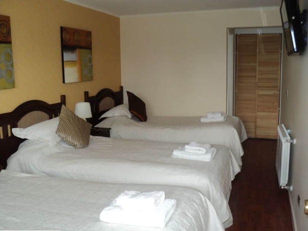 Imagen de la habitación del Hostal Don Guillermo. Foto 12