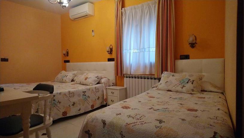 Imagen de la habitación del Hostal Don Jaime I y II. Foto 13