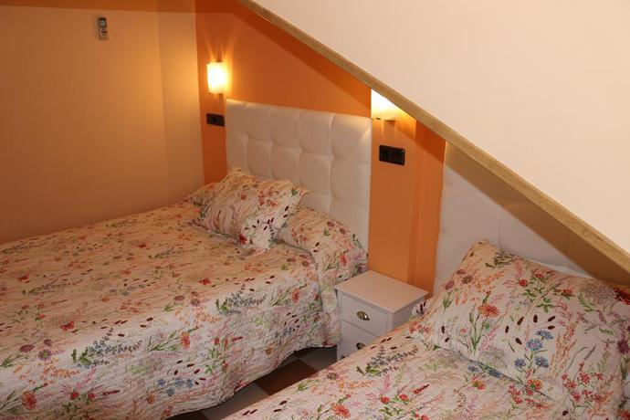 Imagen de la habitación del Hostal Don Jaime II. Foto 6