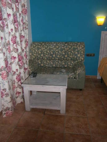 Imagen general del Hostal Don Joaquin Alora. Foto 6