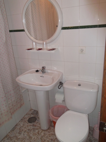 Imagen de la habitación del Hostal Doña Carmen, Ronda. Foto 8