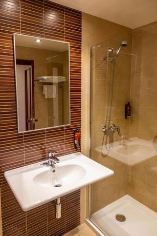 Imagen de la habitación del Hostal Do&ntilde;a Juana, &Aacute;greda. Foto 10