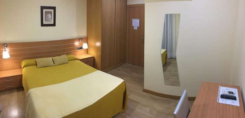 Imagen general del Hostal Do&ntilde;a Juana, &Aacute;vila. Foto 2