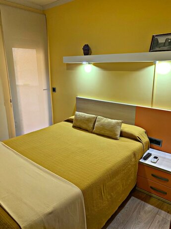Imagen general del Hostal Do&ntilde;a Juana, &Aacute;vila. Foto 8