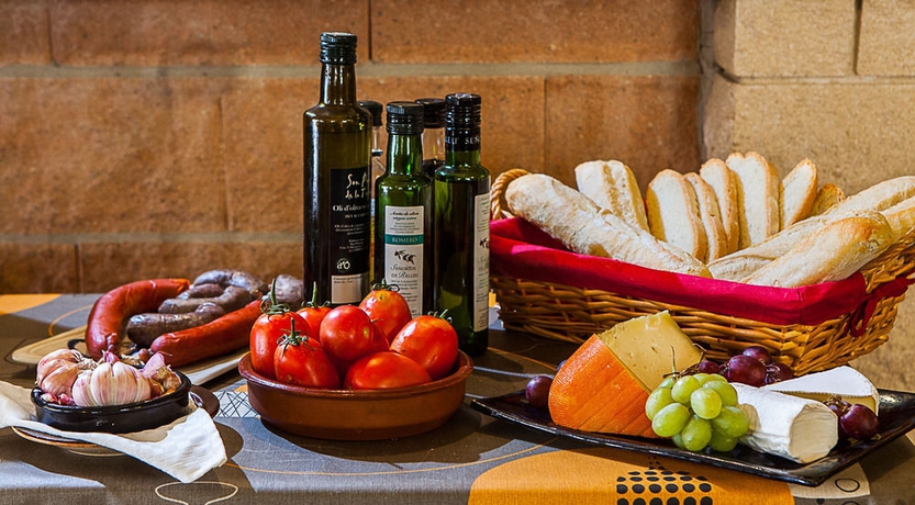 Imagen del bar/restaurante del Hostal Doris. Foto 5