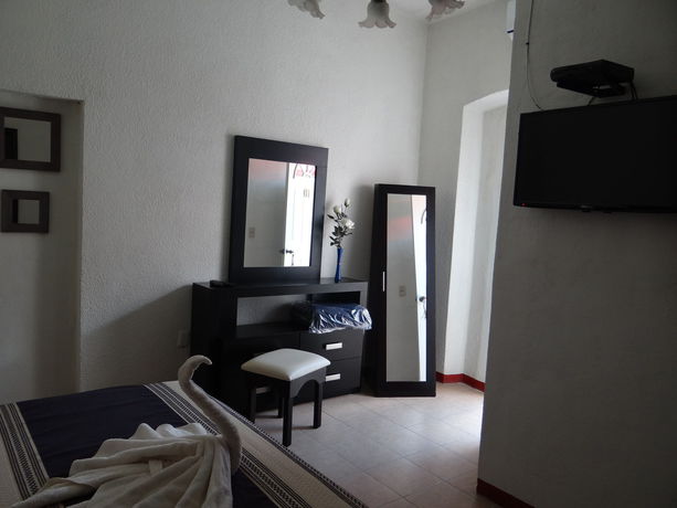 Imagen de la habitación del Hostal Dos Lunas. Foto 8