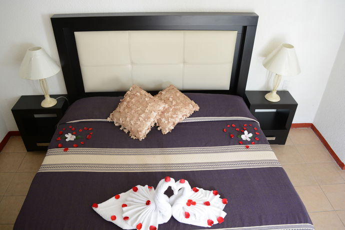 Imagen de la habitación del Hostal Dos Lunas. Foto 13