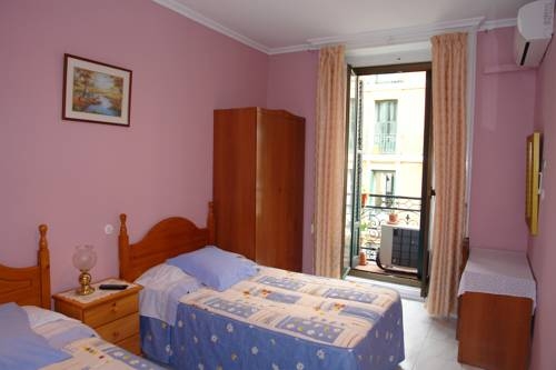 Imagen general del Hostal Dos Naciones. Foto 3