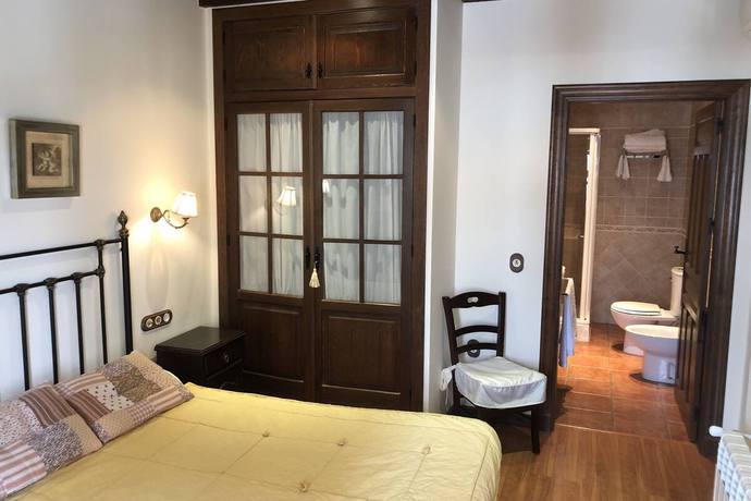 Imagen general del Hostal Dosca. Foto 4