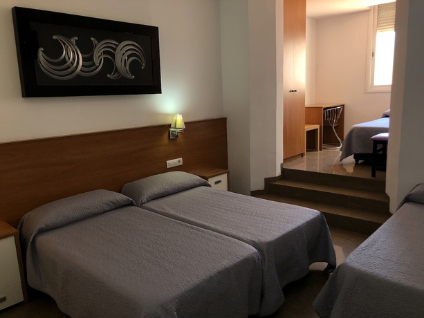 Imagen de la habitación del Hostal Drassanes. Foto 5