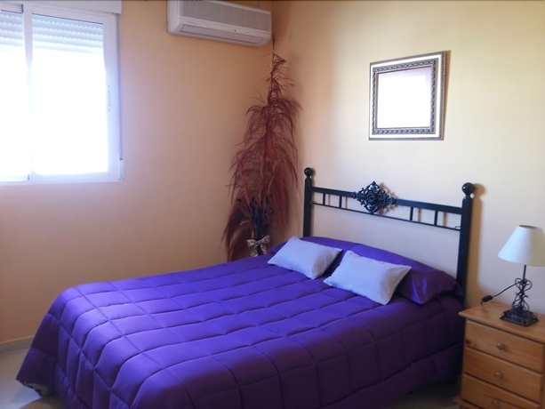 Imagen de la habitación del Hostal Ds, Velilla de San Antonio. Foto 6