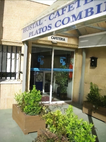 Imagen general del Hostal Ds, Velilla de San Antonio. Foto 1