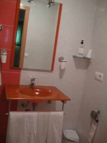 Imagen de la habitación del Hostal Ducal. Foto 10