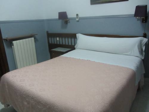 Imagen de la habitación del Hostal Dulcinea, Barrio de las Letras. Foto 3