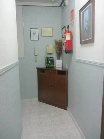 Imagen de la habitación del Hostal Dulcinea, Barrio de las Letras. Foto 5