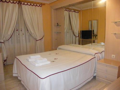 Imagen de la habitación del Hostal Dulcinea, Esquivias. Foto 7