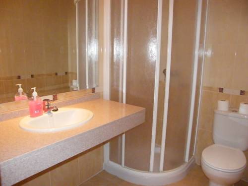 Imagen de la habitación del Hostal Dulcinea, Esquivias. Foto 13