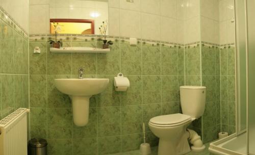 Imagen de la habitación del Hostal Dw&oacute;r Jur-Gast. Foto 7