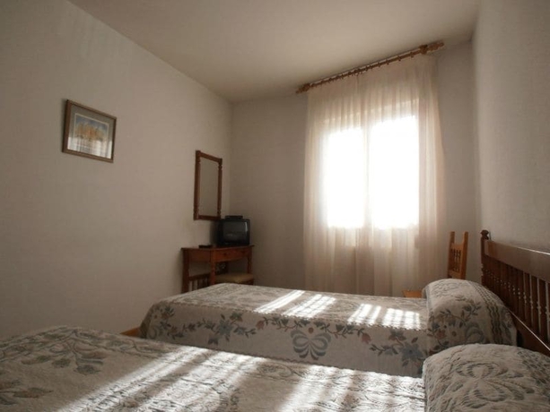 Imagen de la habitación del Hostal Ec Leon. Foto 4