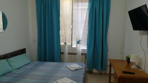 Imagen de la habitación del Hostal El Alba. Foto 7