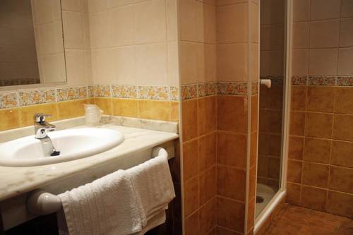 Imagen de la habitación del Hostal El Aparcamiento. Foto 2