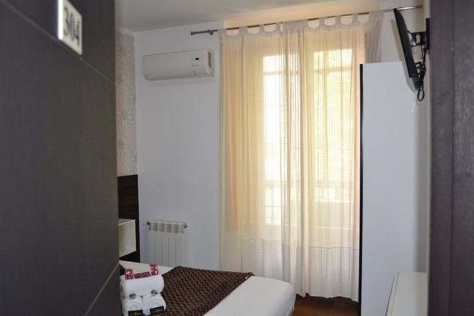 Imagen de la habitación del Hostal El Brezo. Foto 4