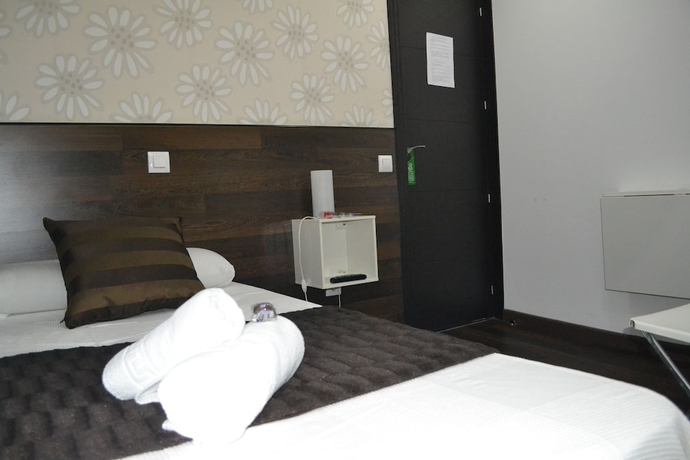 Imagen de la habitación del Hostal El Brezo. Foto 14