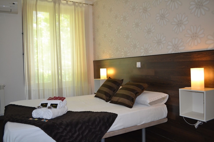 Imagen de la habitación del Hostal El Brezo. Foto 16