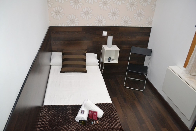 Imagen de la habitación del Hostal El Brezo. Foto 18