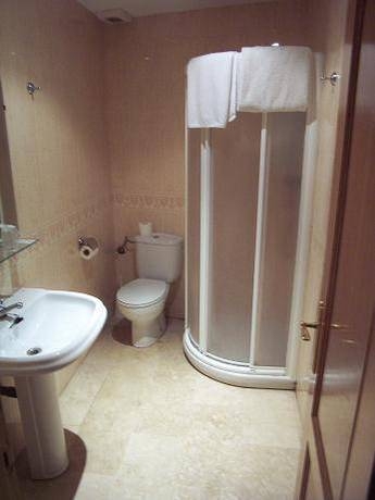 Imagen general del Hostal El Bugar. Foto 4