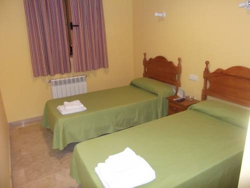 Imagen general del Hostal El Bugar. Foto 6