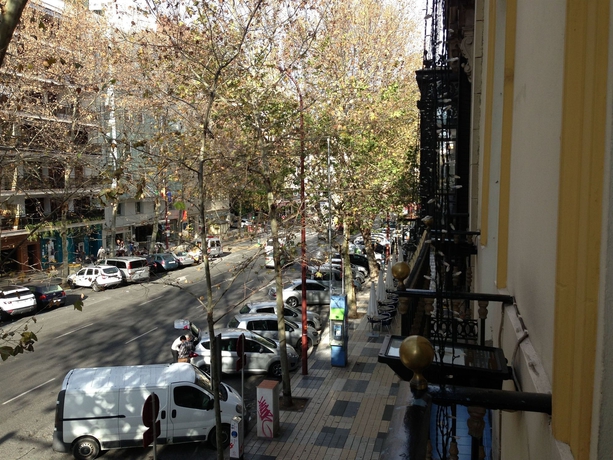 Imagen de la habitación del Hostal El Cairo. Foto 5