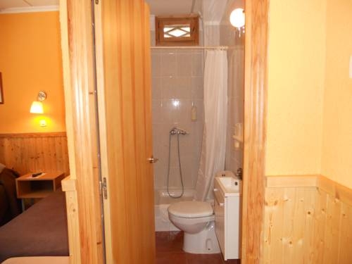 Imagen de la habitación del Hostal El Callejón. Foto 10