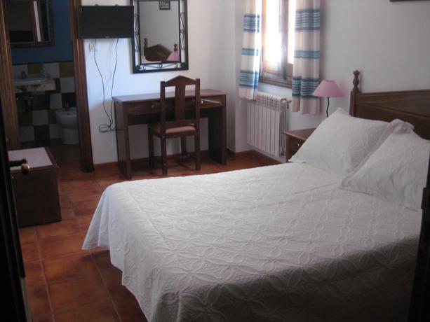 Imagen de la habitación del Hostal El Cascapeñas de la Alpujarra. Foto 3
