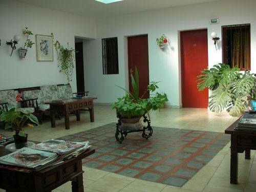 Imagen general del Hostal El Castillo, Marbella. Foto 7