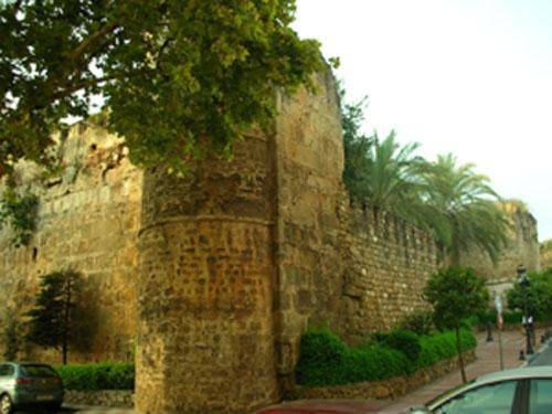 Imagen general del Hostal El Castillo, Marbella. Foto 9