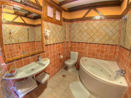 Imagen de la habitación del Hostal El Cerro - Adults Only. Foto 6