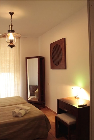 Imagen de la habitación del Hostal El Cid, Valencia. Foto 4