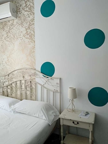 Imagen de la habitación del Hostal El Cid, Valencia. Foto 6