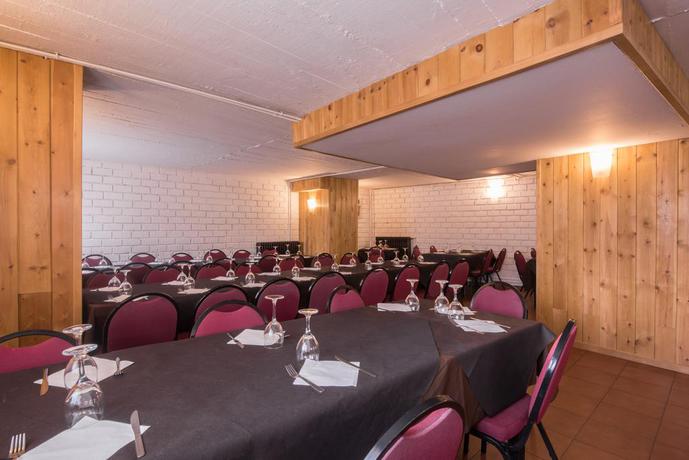 Imagen de los interiores del Hostal El Ciervo, Sierra Nevada. Foto 12