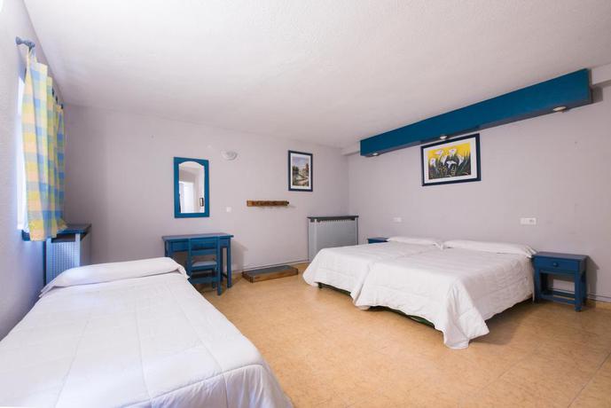 Imagen de la habitación del Hostal El Ciervo, Sierra Nevada. Foto 4