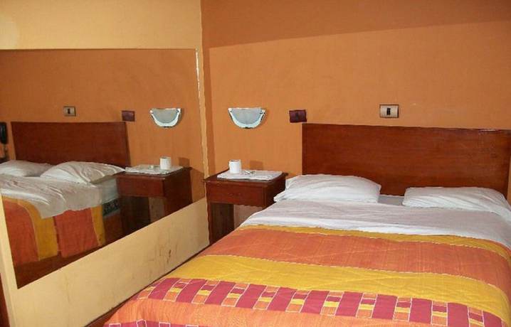 Imagen de la habitación del Hostal El Conquistador, LIMA. Foto 5