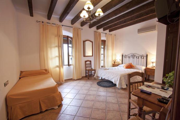 Imagen general del Hostal El Cortijo, Algodonales. Foto 5