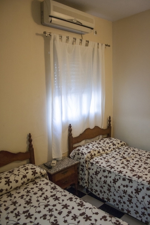 Imagen de la habitación del Hostal El Emigrante, Dos Hermanas. Foto 5