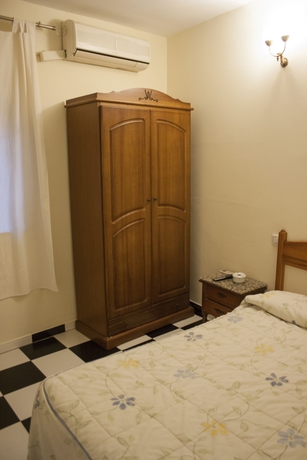 Imagen de la habitación del Hostal El Emigrante, Dos Hermanas. Foto 7