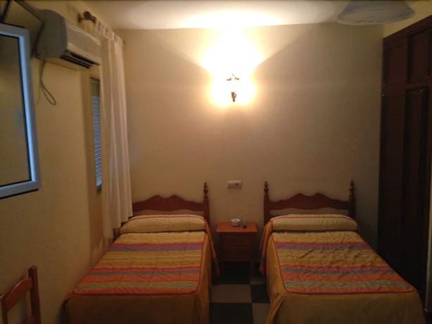 Imagen de la habitación del Hostal El Emigrante, Dos Hermanas. Foto 13