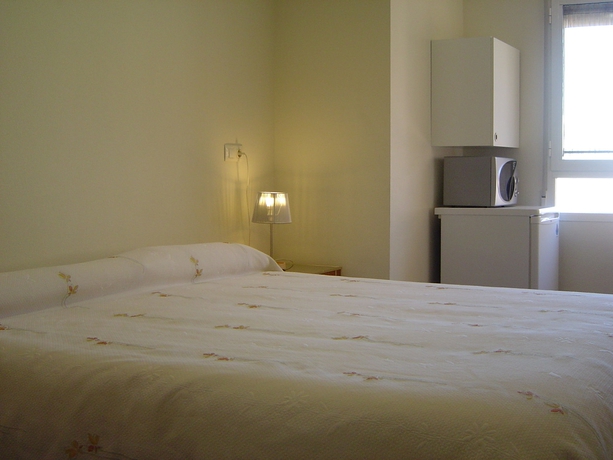 Imagen de la habitación del Hostal El Estudio. Foto 5